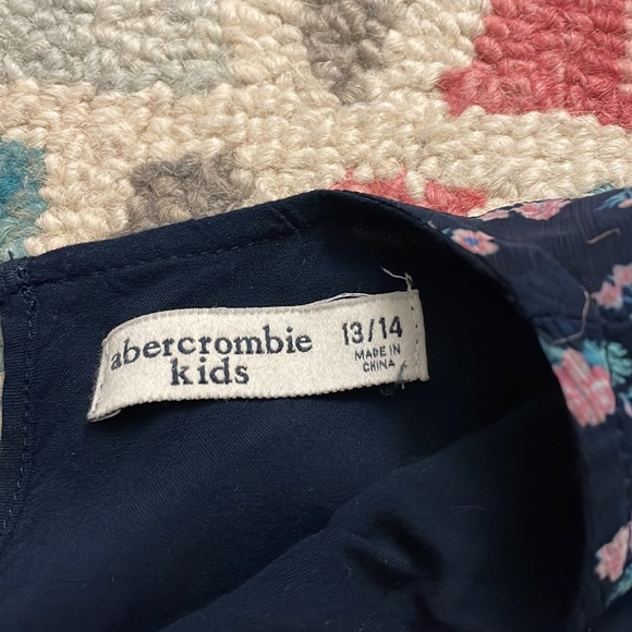 Abercrombie kids romper - Picture 2 of 4